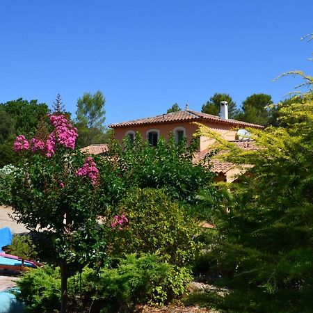 Suite 30 M2 Ideale Pour 2 Personnes Flassans-sur-Issole Exteriör bild