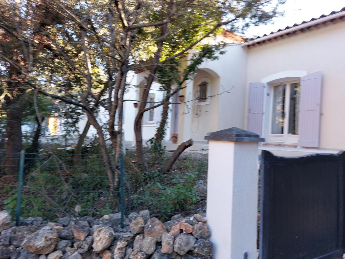 Suite 30 M2 Ideale Pour 2 Personnes Flassans-sur-Issole Exteriör bild