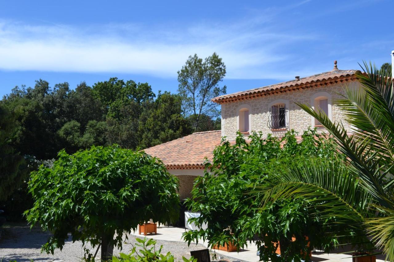 Suite 30 M2 Ideale Pour 2 Personnes Flassans-sur-Issole Exteriör bild