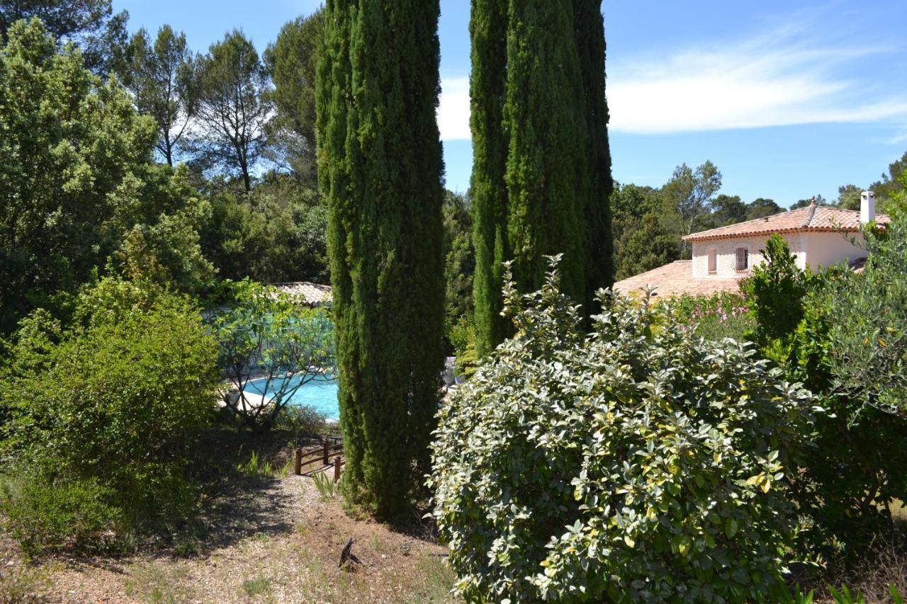 Suite 30 M2 Ideale Pour 2 Personnes Flassans-sur-Issole Exteriör bild